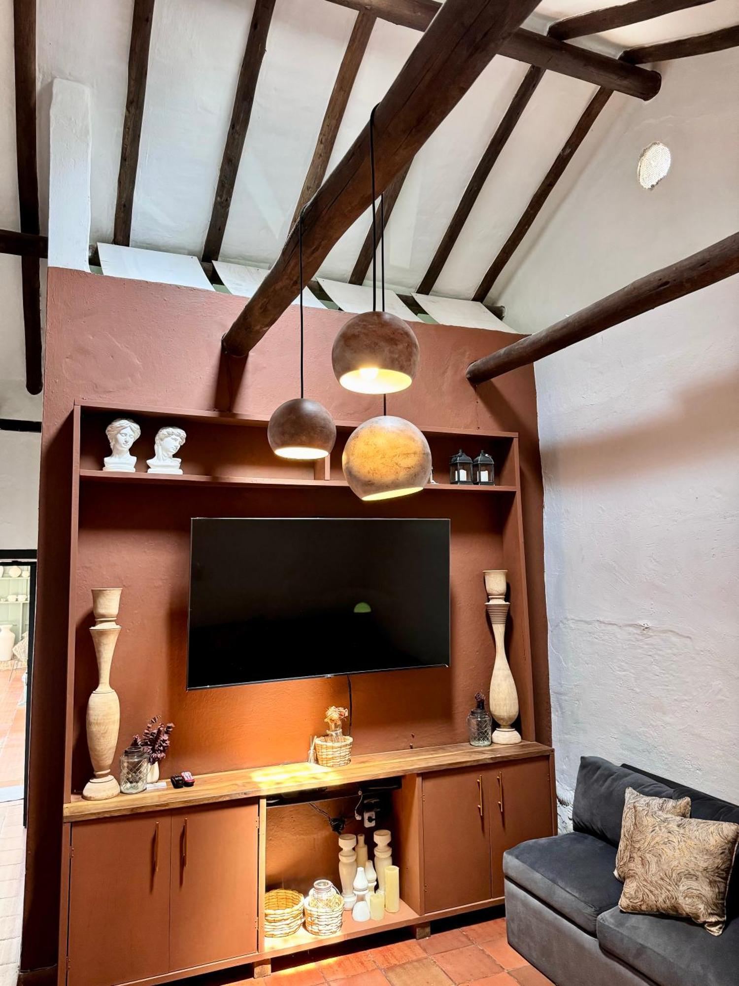 Casa Villa Maria, Recien Remodelada فيلا دي ليفا المظهر الخارجي الصورة